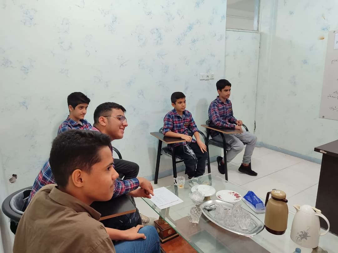 اولین جلسه شورای دانش آموزی